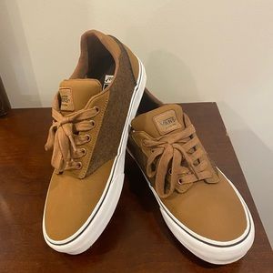 Men's Vans brown Size 9